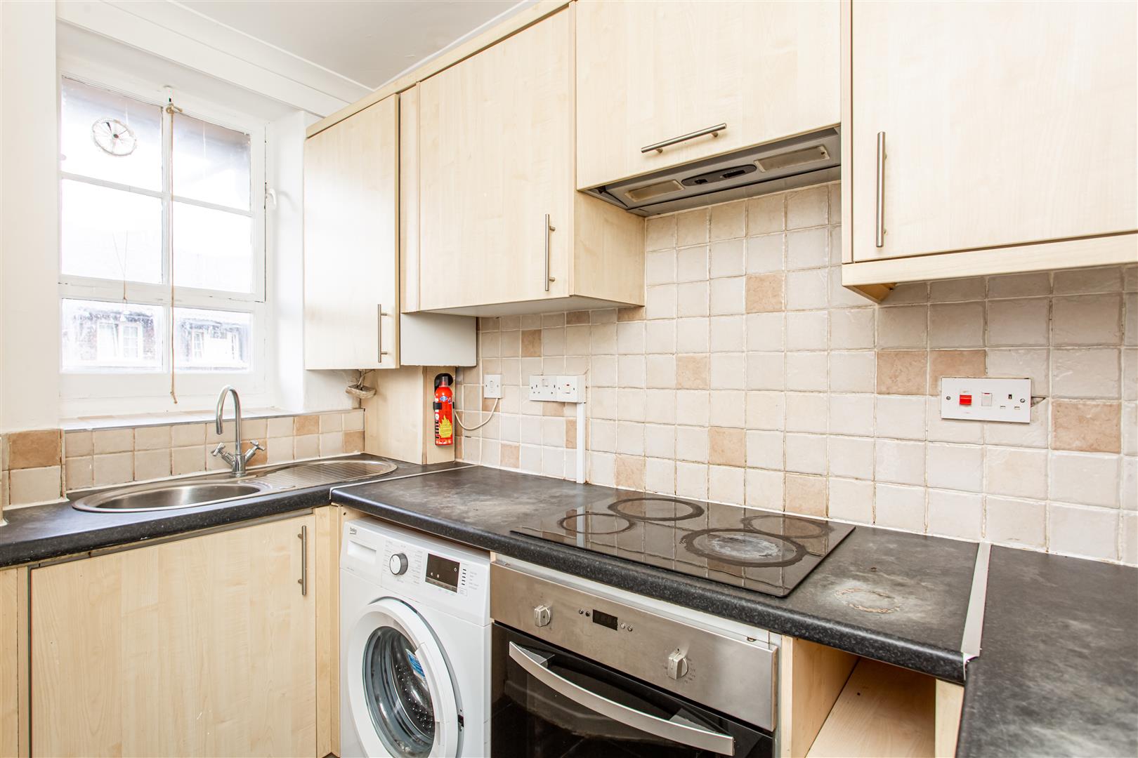 3 bed property in Bracken House, Bow